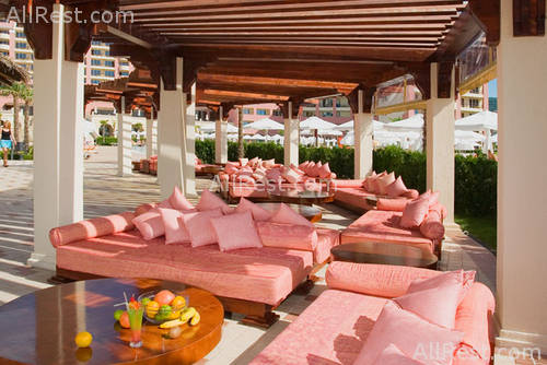 Majestic Hotel & Residence 46